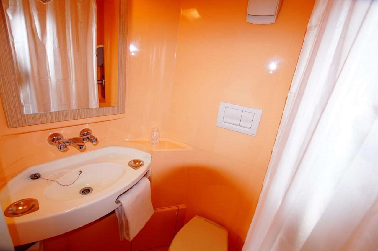 Premiere Classe Honfleur La Rivière-Saint-Sauveur Eksteriør billede